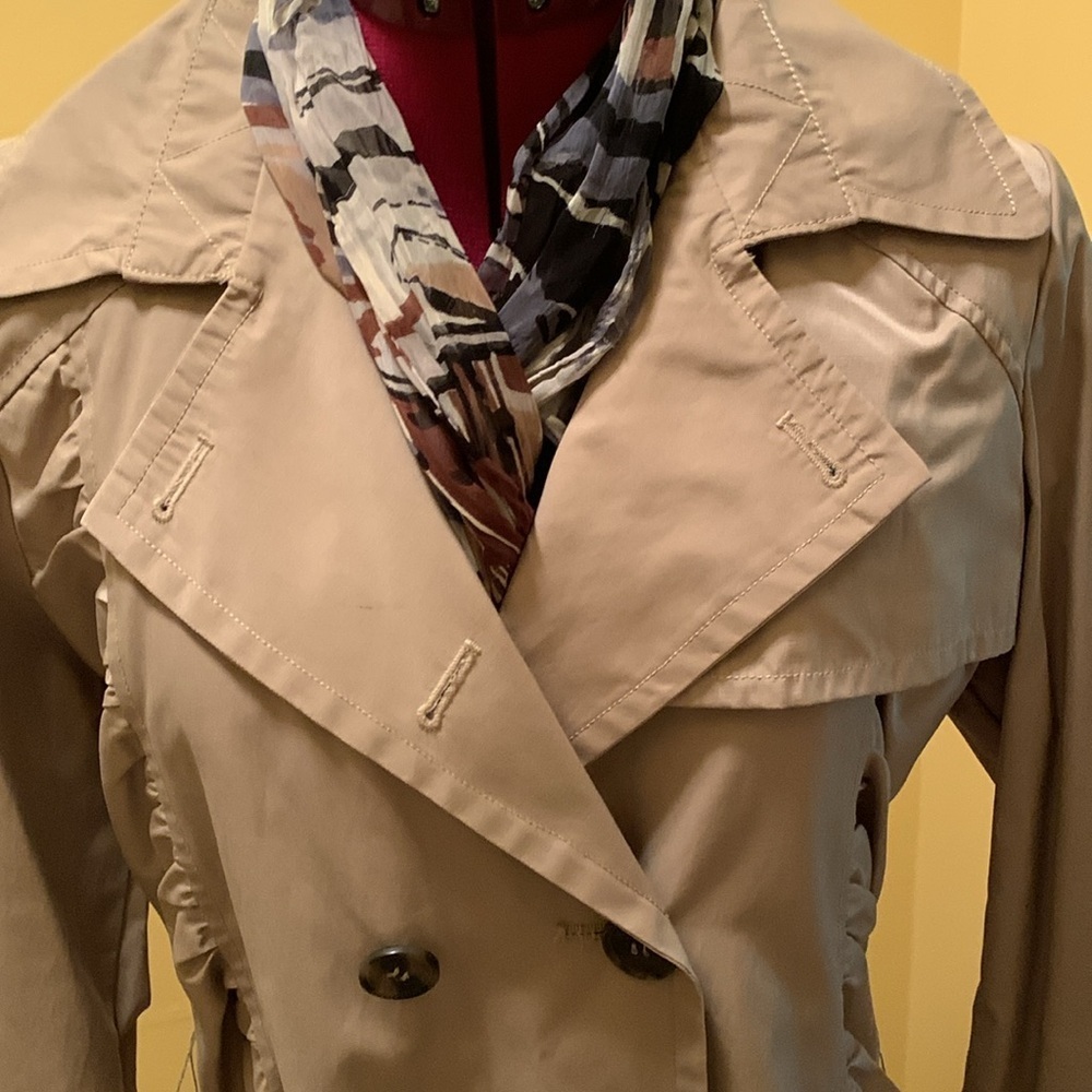 Black Rivet Lightweight Belted Short Trench Coat feminine classic - Picture 6 of 15